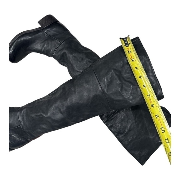 VIC MATIE
Leather Boots
Women's Over the Knee black Size 36 US 6 made in Italy - Picture 9 of 13